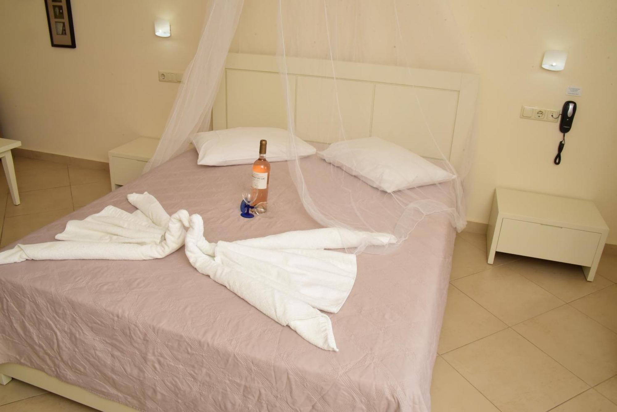 Margaritari Hotel Agia Anna  Eksteriør bilde
